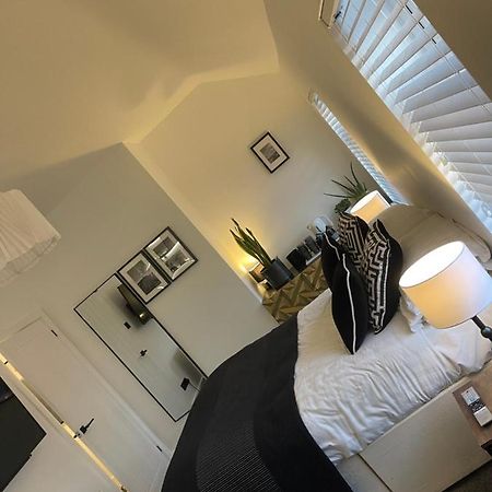 Crown Street Room Only Accommodation 시하우시즈 외부 사진